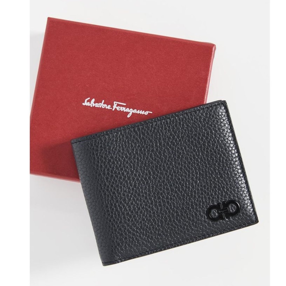 { Salvatore Ferragamo } Firenze Nero Calf Wallet - Picture 2 of 8